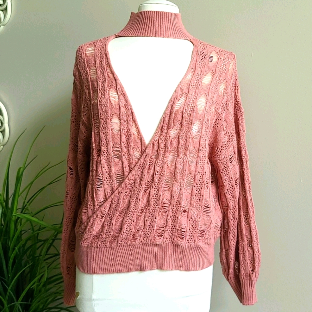 Daytrip - Cutout Wraparound Knit Sweater - Medium
